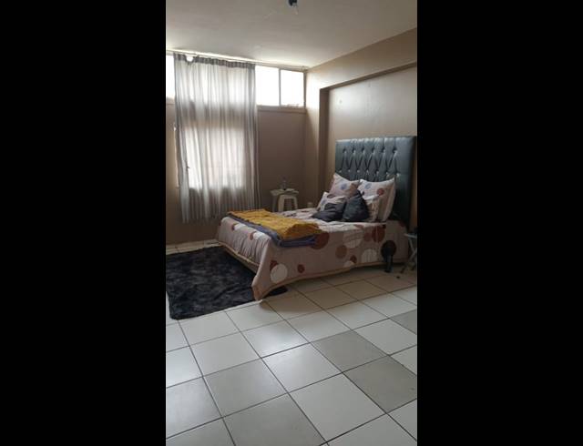 5 BEDROOM APARTMENT FOR SALE IN SUNNYSIDE